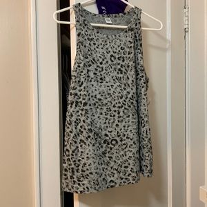 Old Navy Slim Fit leopard print tank for women. Size XL